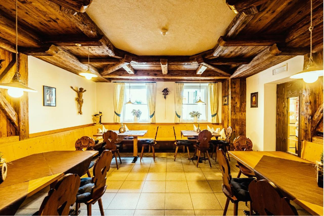 Gasthof Teiser Stern Funes  Luaran gambar