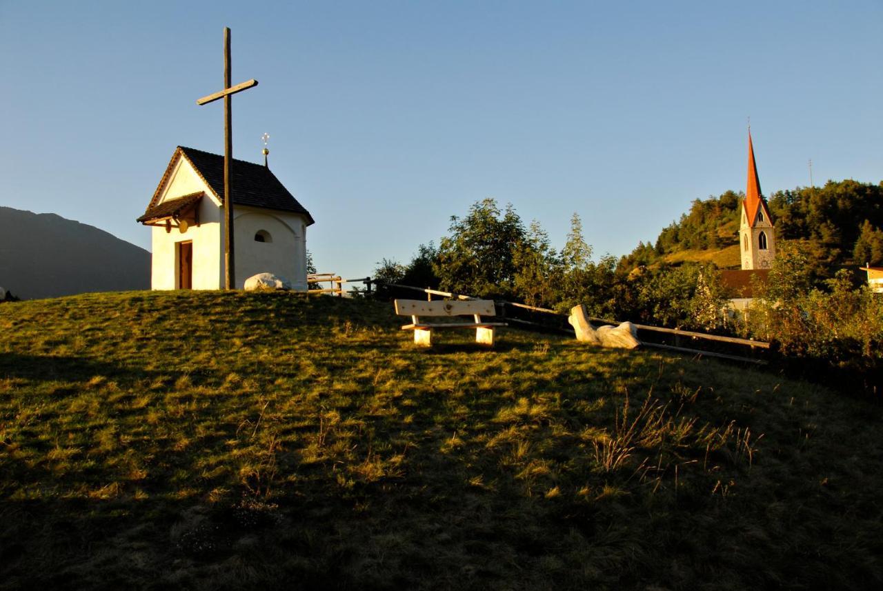 Gasthof Teiser Stern Funes  Luaran gambar